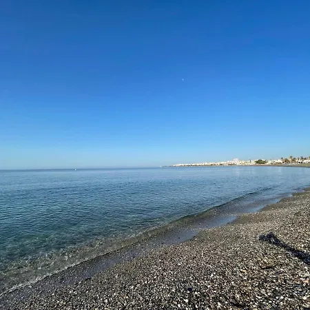 El Atiquito De Caleta *